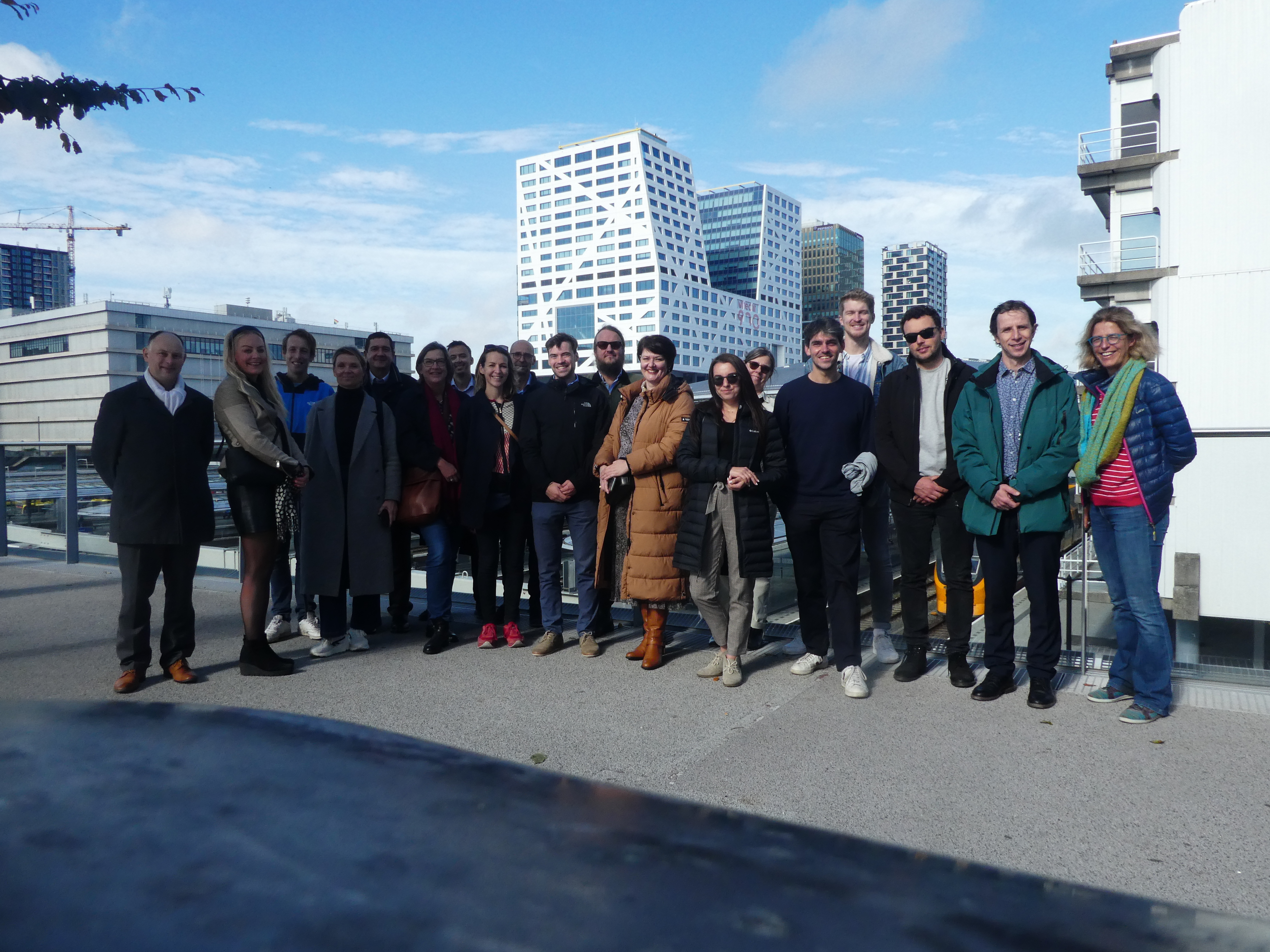 Gorup picture of the ShareDiMobiHub consortium in Utrecht 