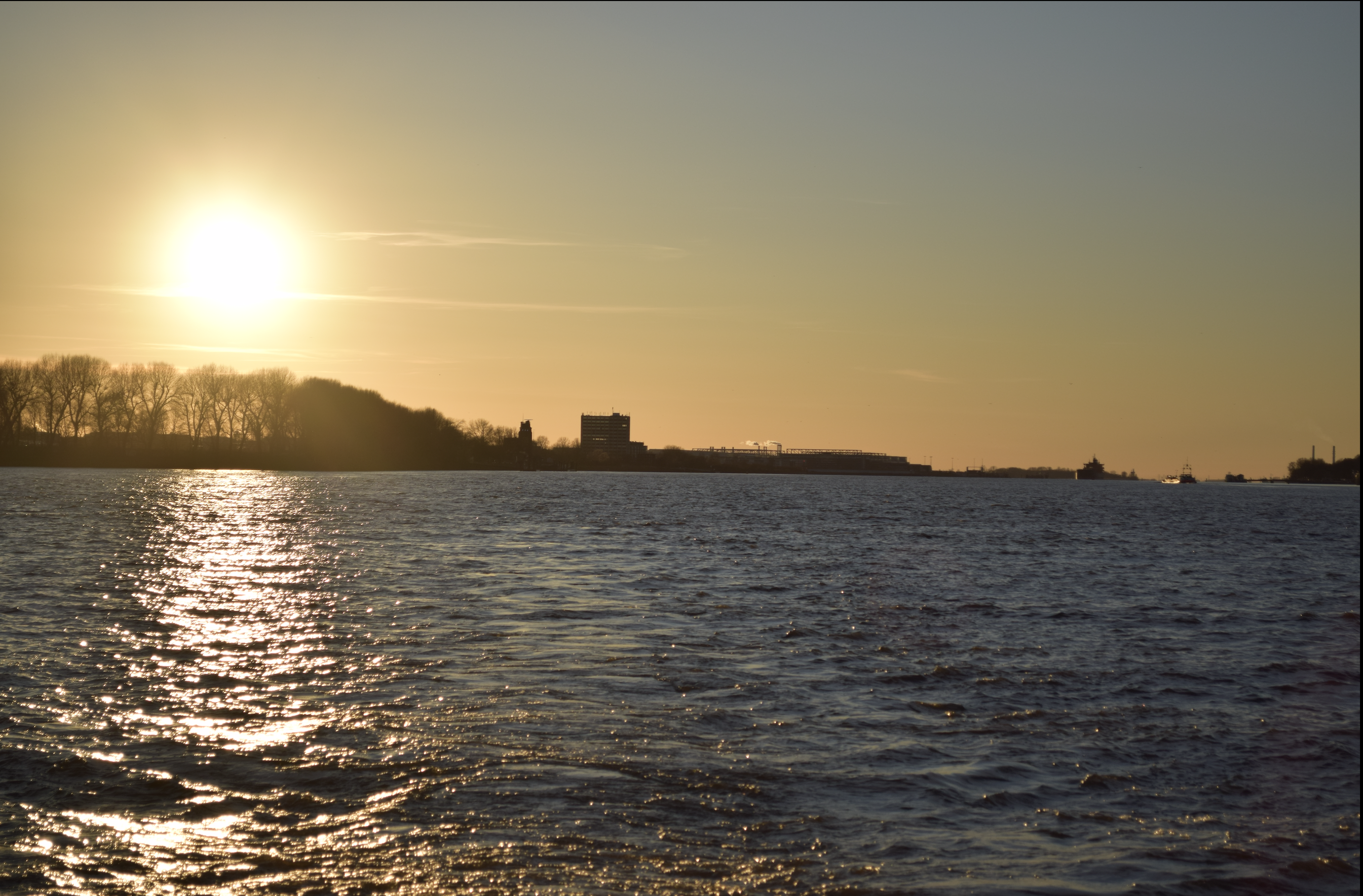 Sun in Hamburg