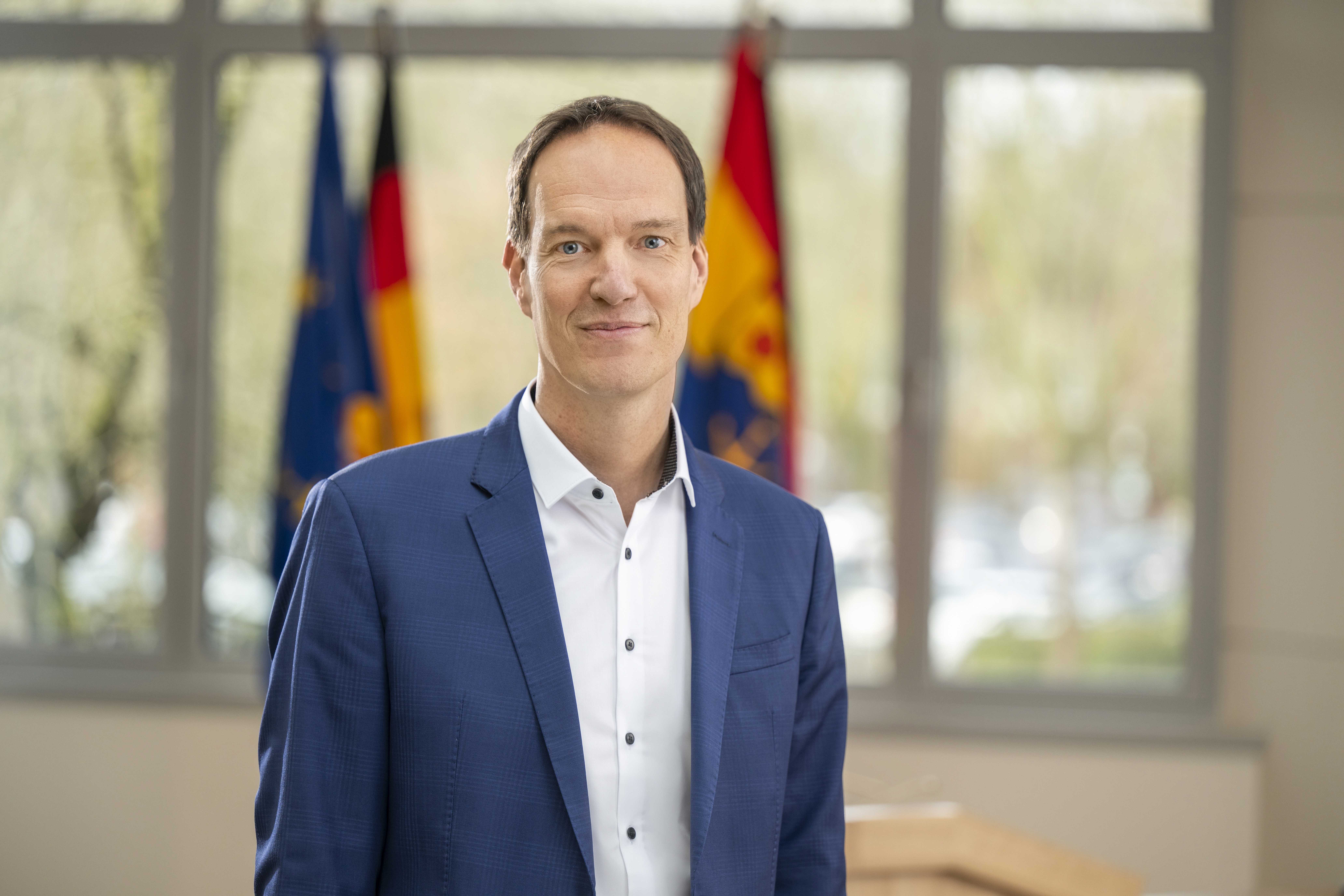 Dr Michael Kiehl