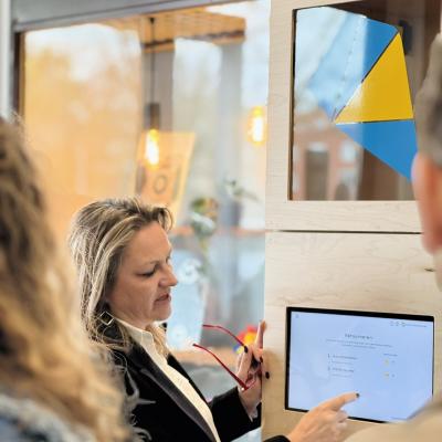 Photo of indoor multipurpose sharing station