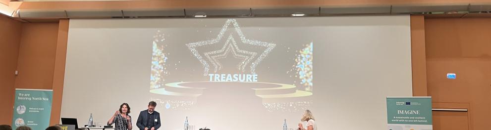 Treasure winning the photo award